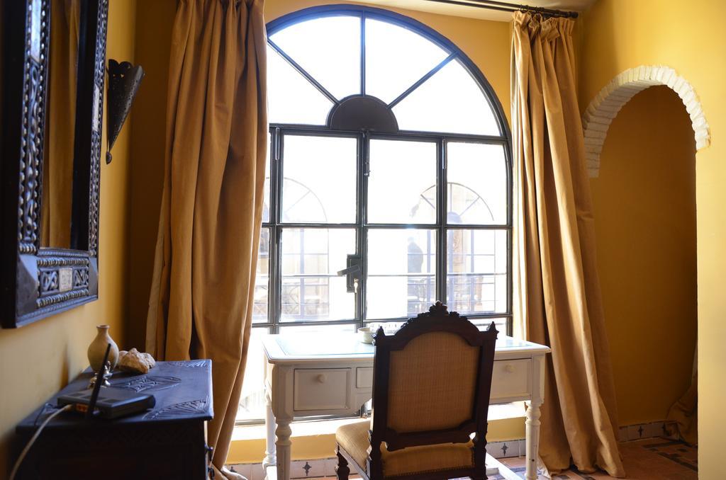 Hotel Dar Tozeur Extérieur photo